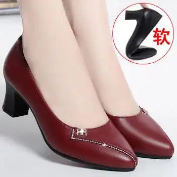 中年女士夏季半高跟皮鞋妈妈皮鞋夏季有跟鞋高跟鞋女新款春季软底粗