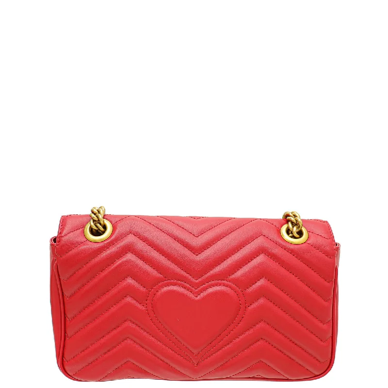 Women Gucci bags with a front - zip pocket for small itemsWomen Gucci bags with a front - zip pocket for small itemsGucci Red GG Marmont Small Shoulder Bag