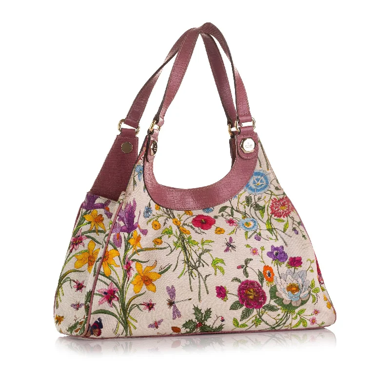 Women Gucci bags with a zippered interior pocketWomen Gucci bags with a zippered interior pocketGucci Flora Charmy Shoulder Bag (gxc2OX)