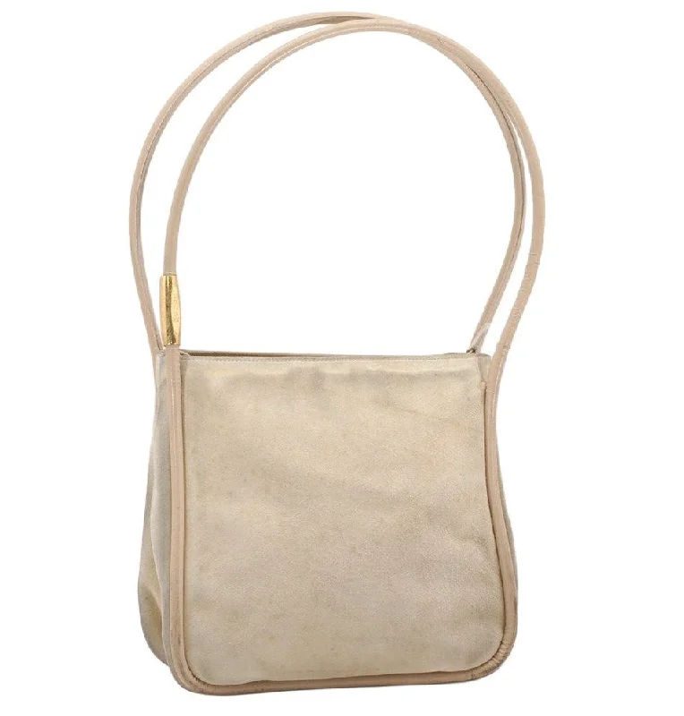 Women Gucci Sylvie bags with a leather - wrapped handleWomen Gucci Sylvie bags with a leather - wrapped handleAuthentic GUCCI Vintage Shoulder Tote Bag Suede Leather White Cream Junk 2764K