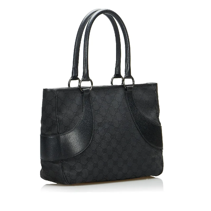 Gucci tote bags for women with a water - resistant coatingGucci tote bags for women with a water - resistant coatingGucci GG Canvas Tote (SHG-JFwITP)