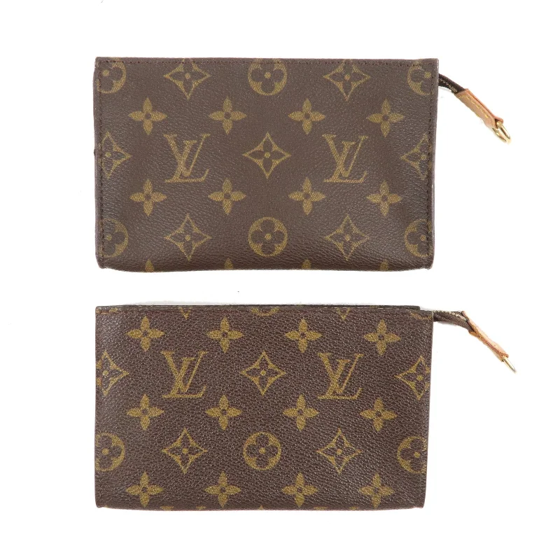 Louis Vuitton Alma bags with a monogram - embossed leather surfaceLouis Vuitton Monogram Set of 2 Pouch for Bucket PM Bag