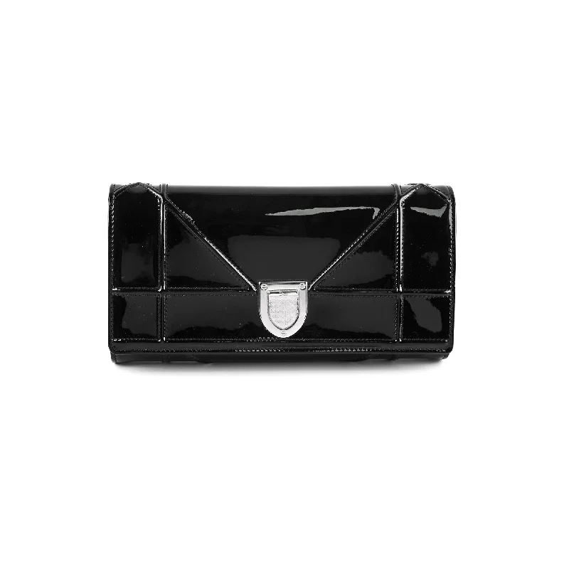 Christian Dior handbags with a back - pocket for quick storageChristian Dior Diorama Black Patent Wallet On Chain WOC