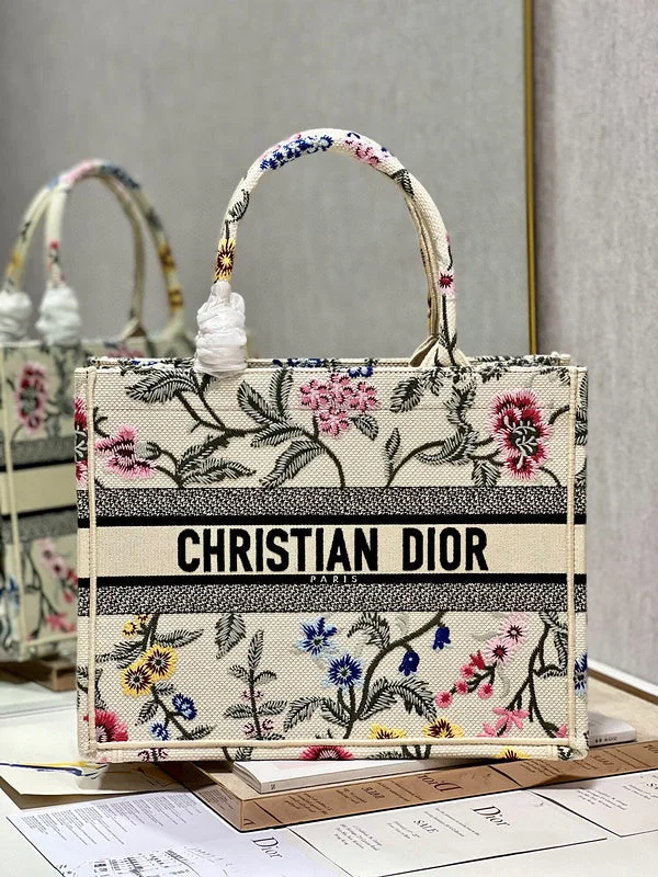 Christian Dior bags with a detachable coin purse insideBC - Dior Bags - 1380