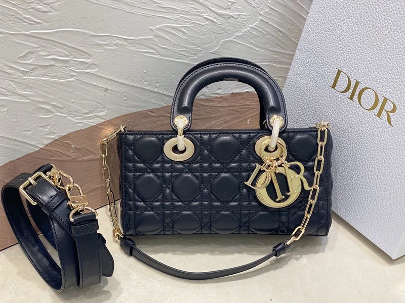 Christian Dior bags with a detachable coin purse insideBC - Dior Bags - 1383