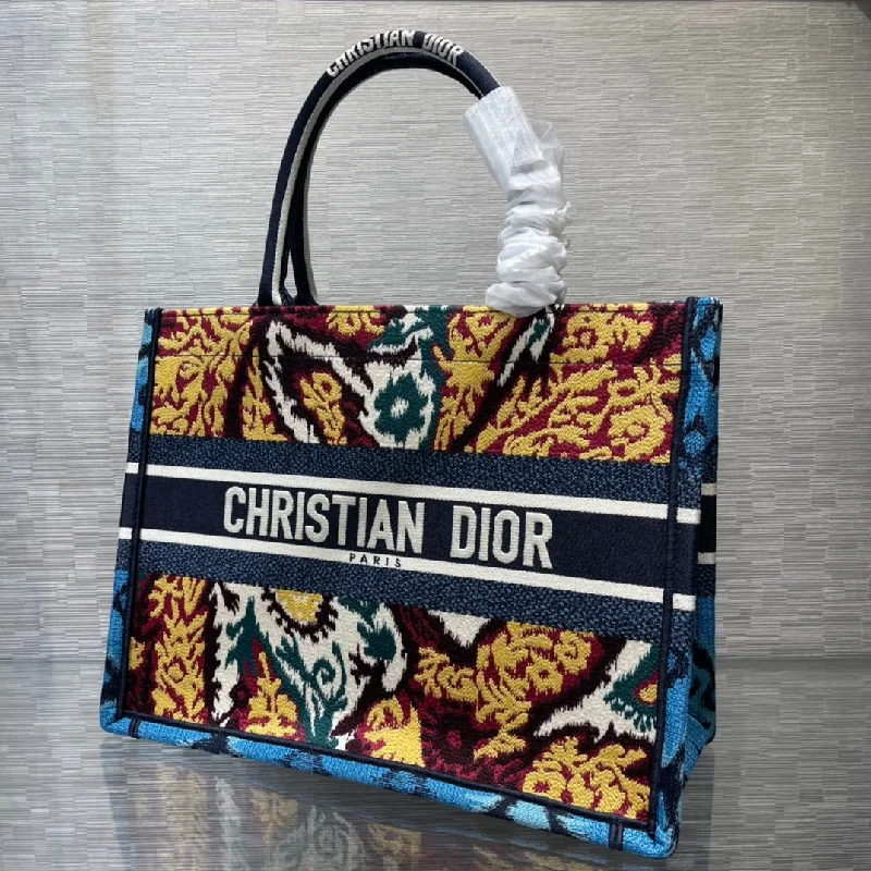 Christian Dior handbags with a snap - button closure and a decorative buckleChristian Dior Bags  494