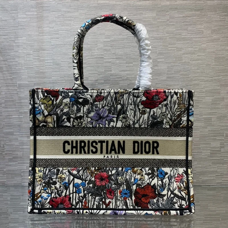 Christian Dior Saddle bags with a patent leather finish for a shiny lookChristian Dior Bags  502