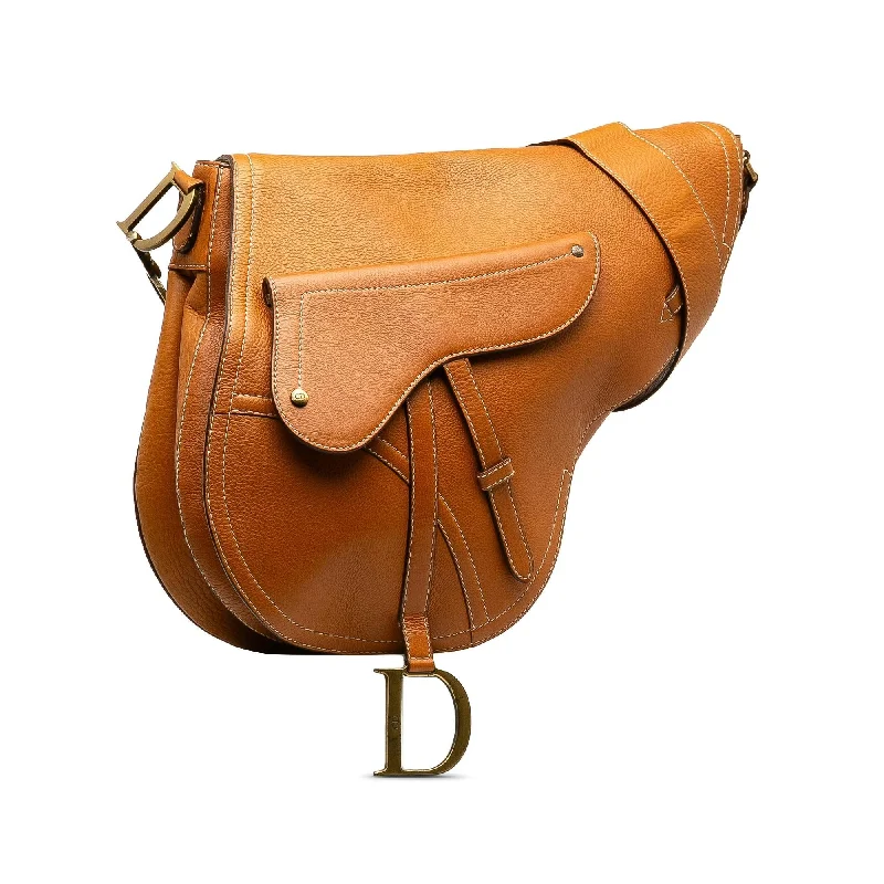 Christian Dior bags with a quilted pattern and gold - toned hardwareDior Leather Saddle Crossbody Bag (hfkG0t)