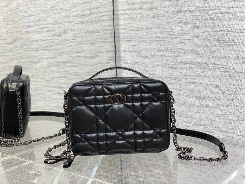 Christian Dior Saddle bags with a studded trim for a bold lookWF - Dior Bag - 278